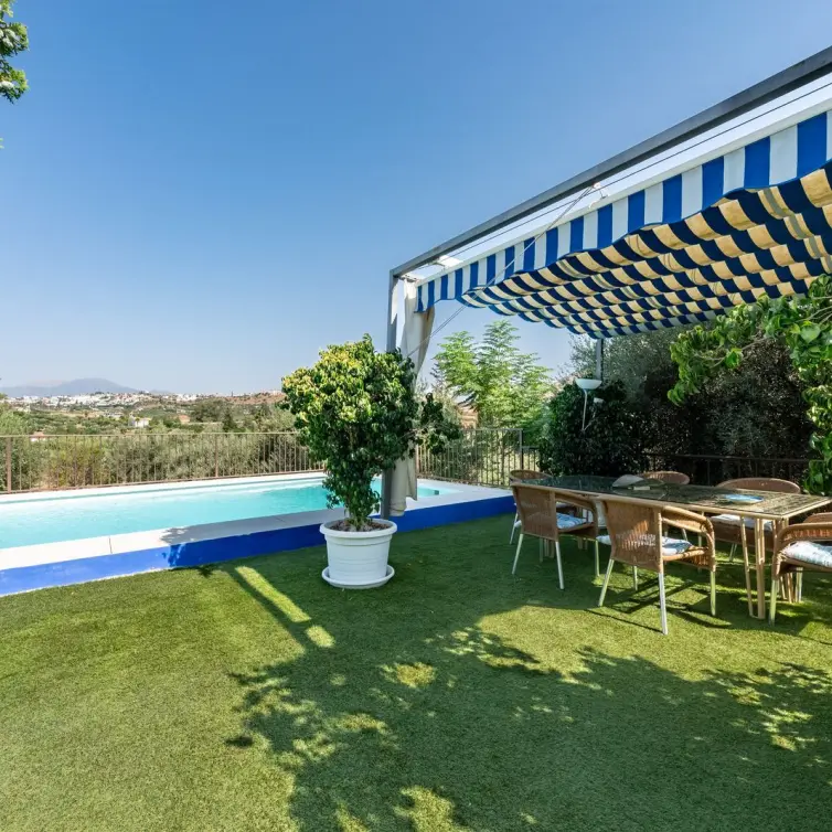 Venta de finca - cortijo en Coín