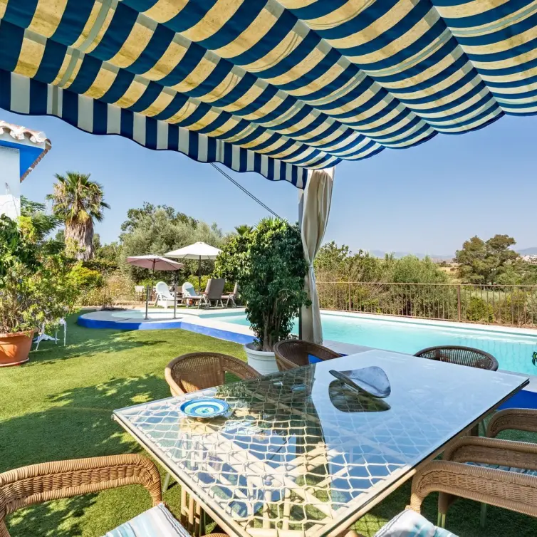 Venta de finca - cortijo en Coín