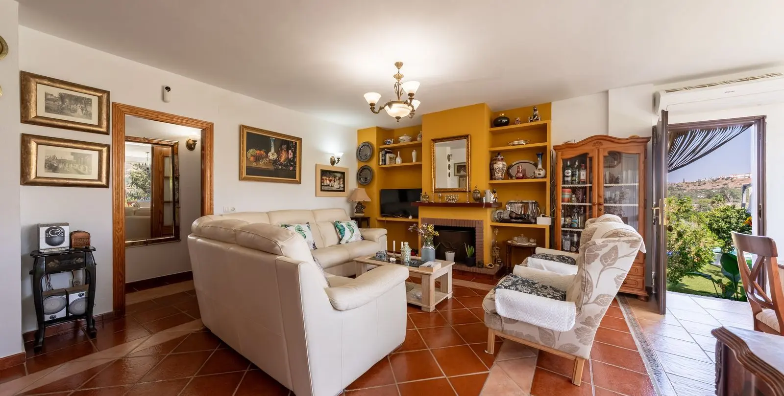 Продажа финки в Coín 25