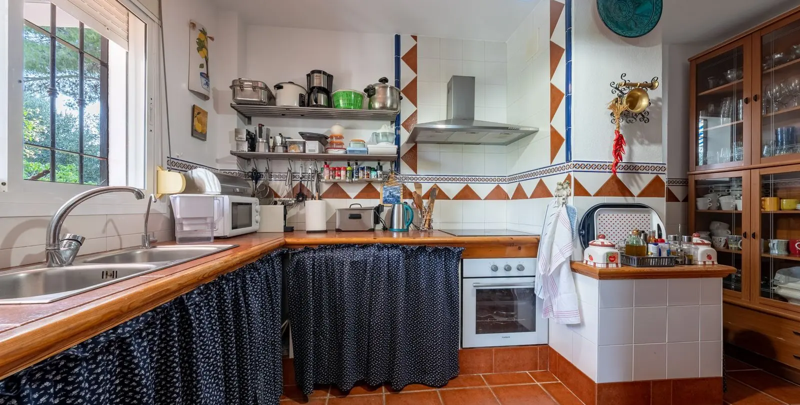 Продажа финки в Coín 28