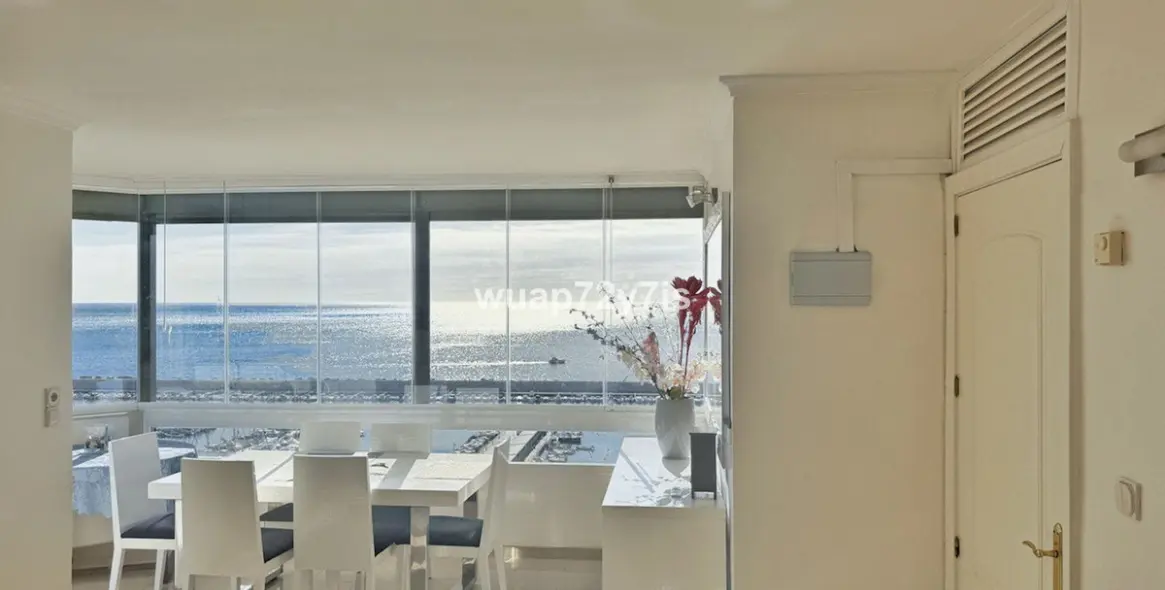 Sale of penthouse in Fuengirola 5