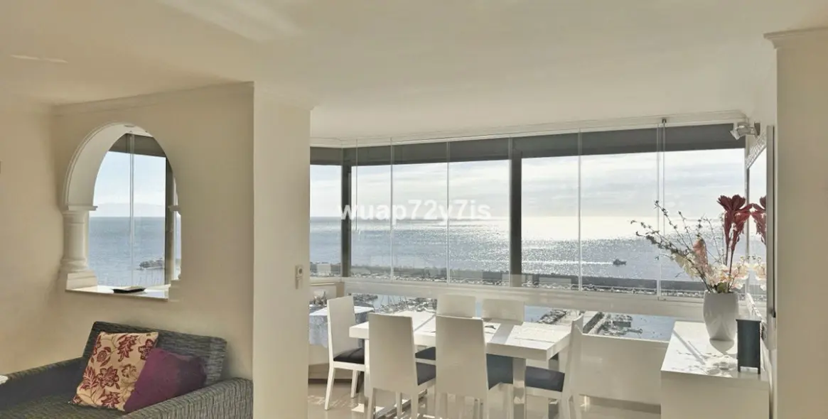 Sale of penthouse in Fuengirola 7