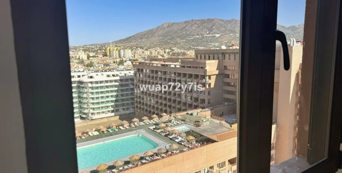 Sale of penthouse in Fuengirola 21