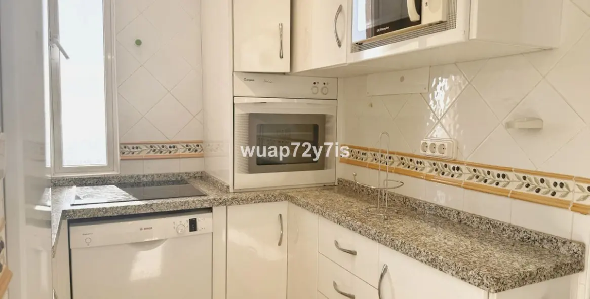Sale of penthouse in Fuengirola 28