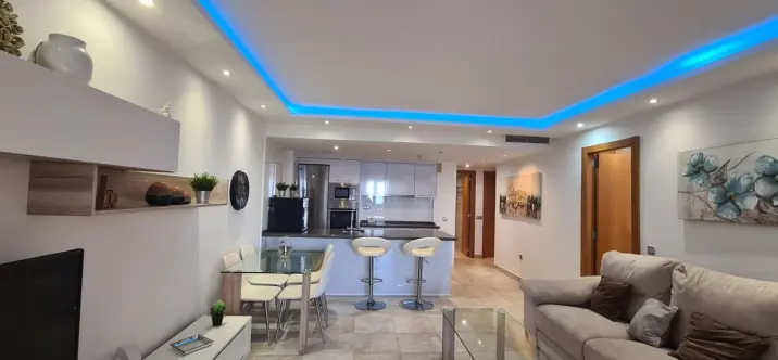 Penthouse R5195410 2