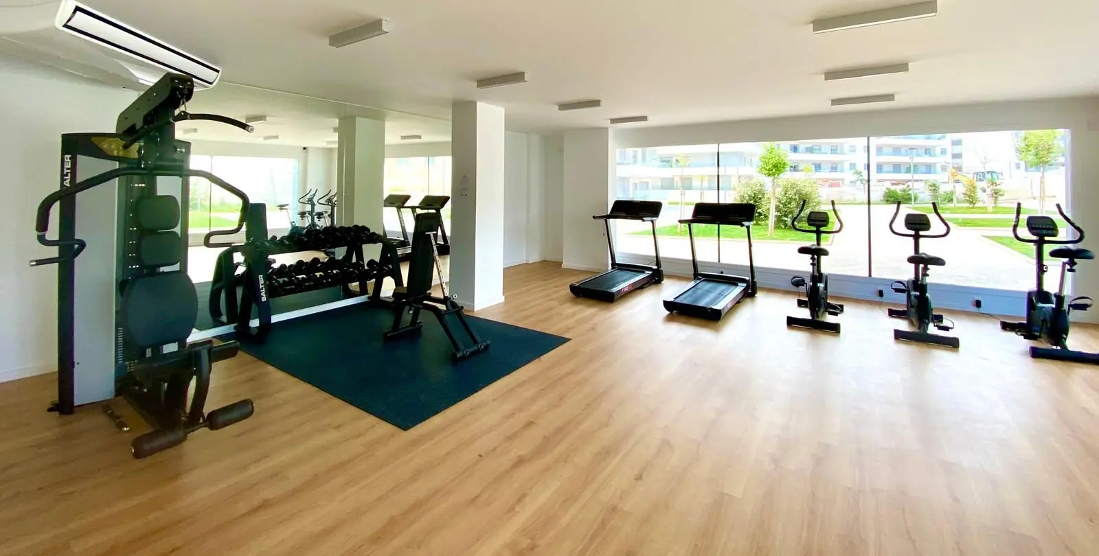 Sale of penthouse in Nueva Andalucía 12