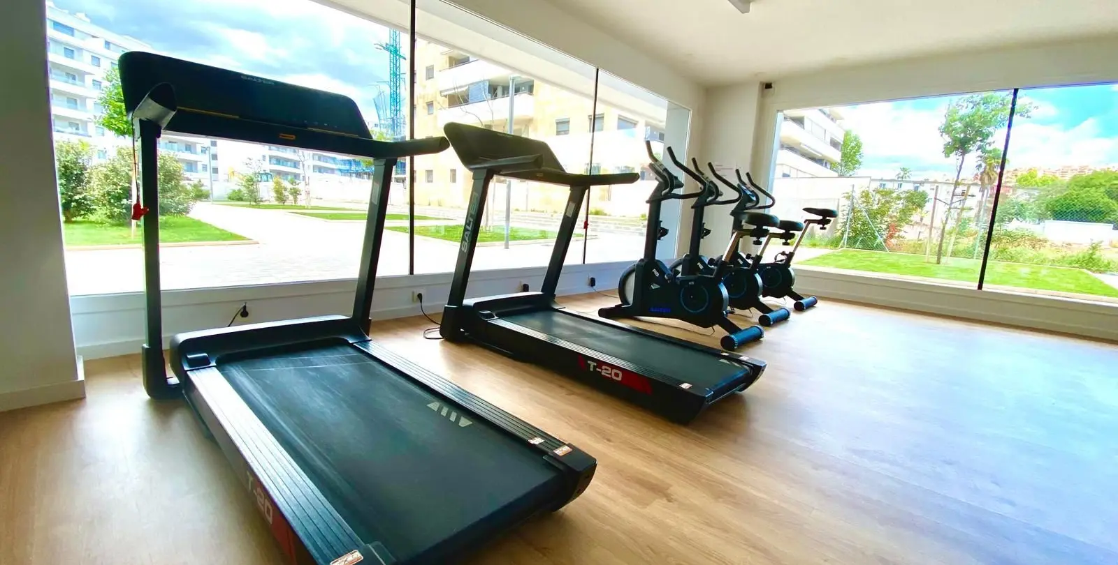 Sale of penthouse in Nueva Andalucía 13