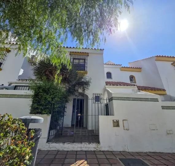 Продажа таунхауса в Casares Playa