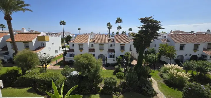 Продажа таунхауса в Casares Playa 1