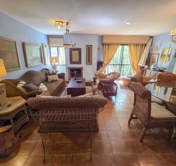 Продажа таунхауса в Casares Playa