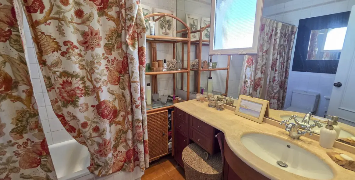 Продажа таунхауса в Casares Playa 7