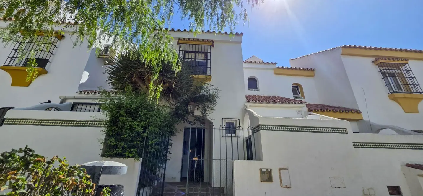 Venta de adosado en Casares Playa 0