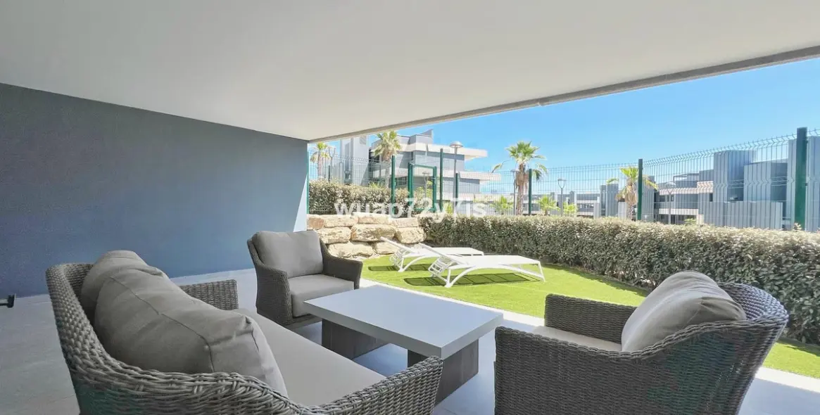 Sale of ground floor apartment in Selwo 9