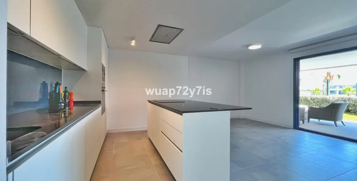 Sale of ground floor apartment in Selwo 4