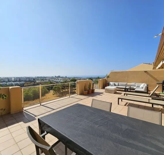 Sale of penthouse in Selwo