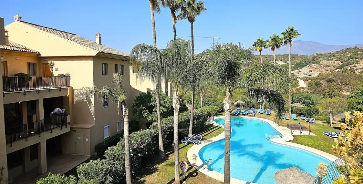 Sale of penthouse in Selwo 3