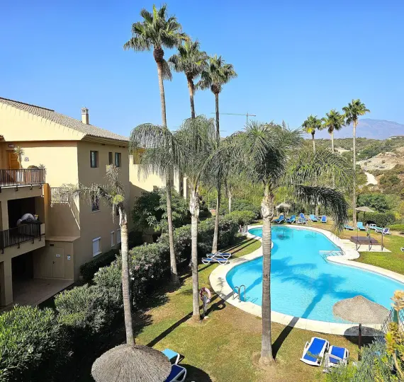 Sale of penthouse in Selwo