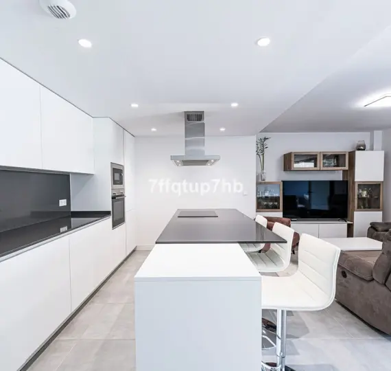 Venta de apartamento en planta baja en Estepona