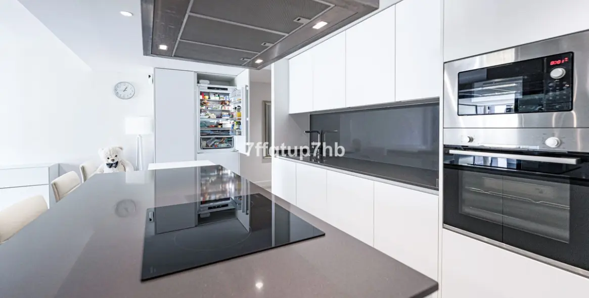 Sale of ground floor apartment in Estepona 8