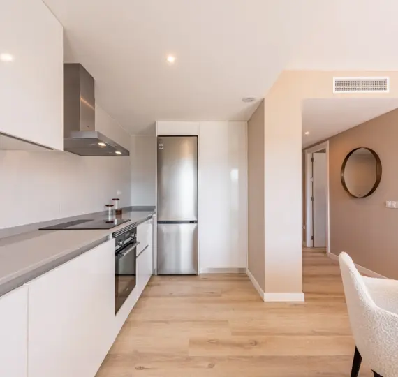 Sale of middle floor apartment in Nueva Andalucía