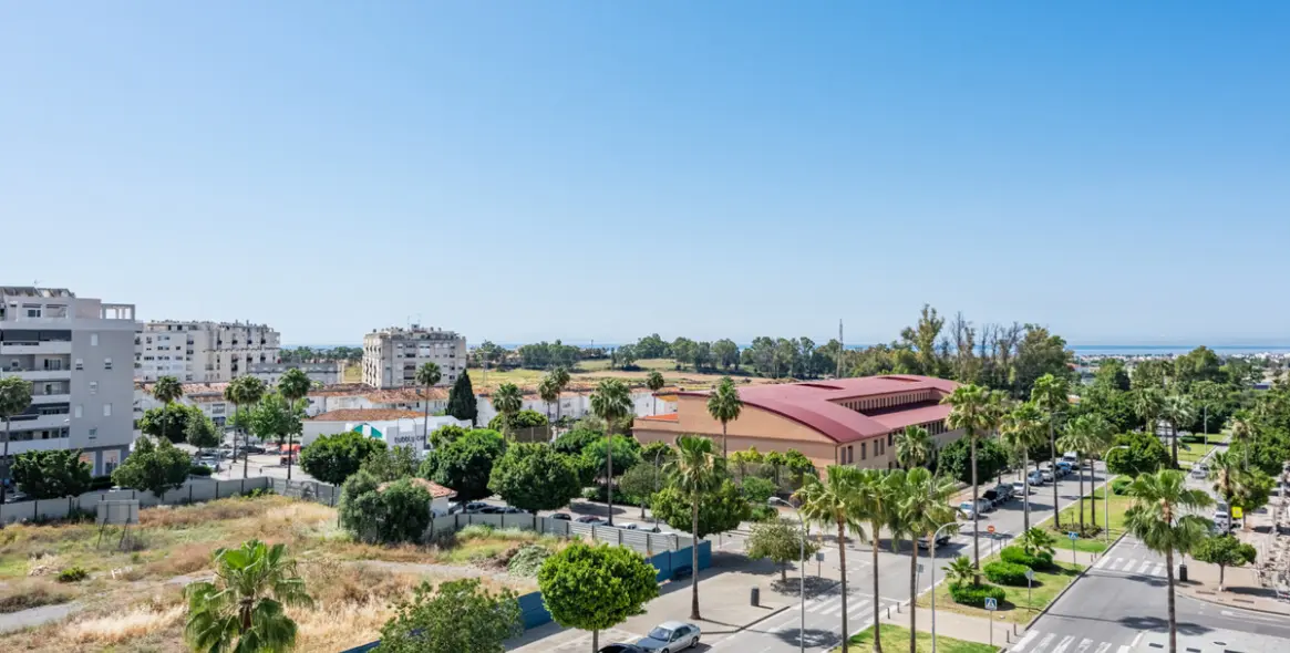 Sale of middle floor apartment in Nueva Andalucía 23
