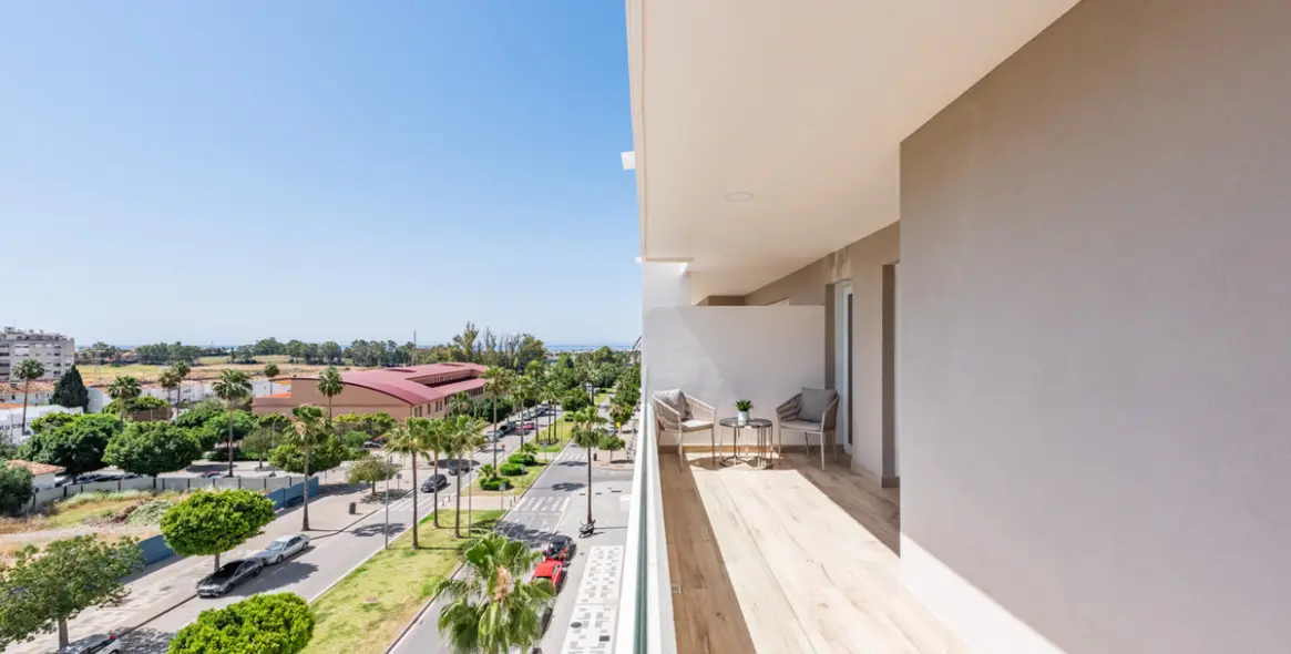 Sale of middle floor apartment in Nueva Andalucía 24