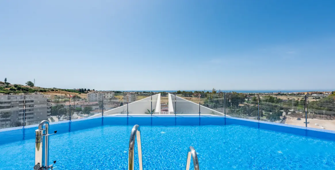Sale of middle floor apartment in Nueva Andalucía 27