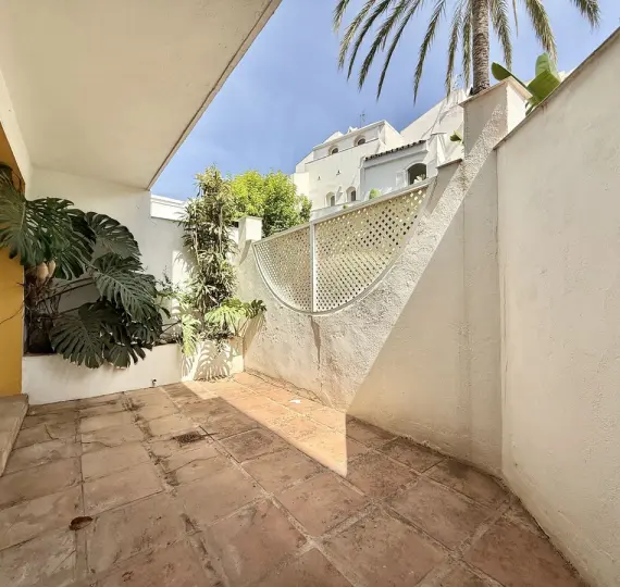 Продажа таунхауса в Nueva Andalucía