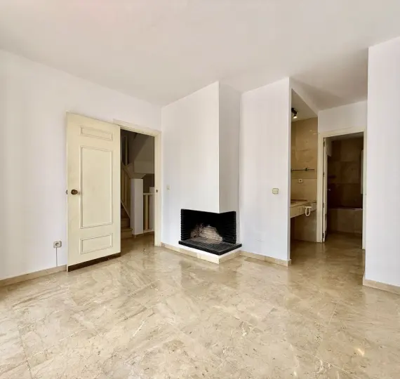 Продажа таунхауса в Nueva Andalucía