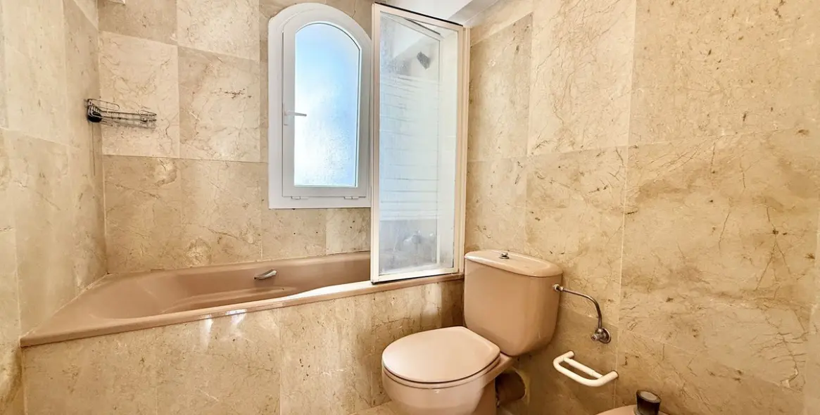 Продажа таунхауса в Nueva Andalucía 16