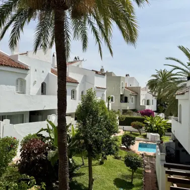 Продажа таунхауса в Nueva Andalucía