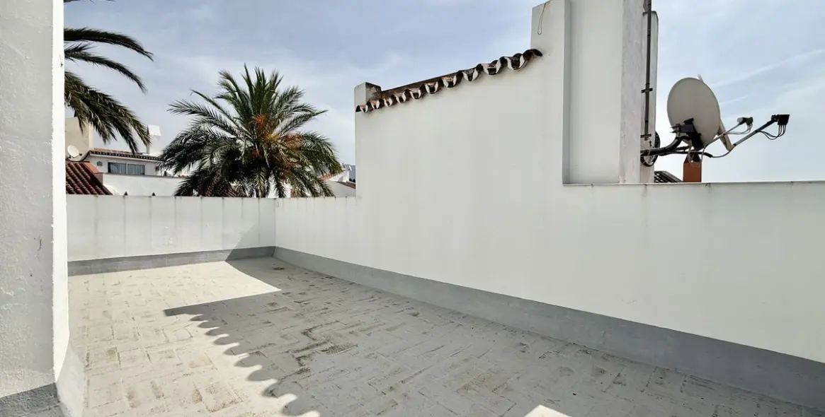 Продажа таунхауса в Nueva Andalucía 31