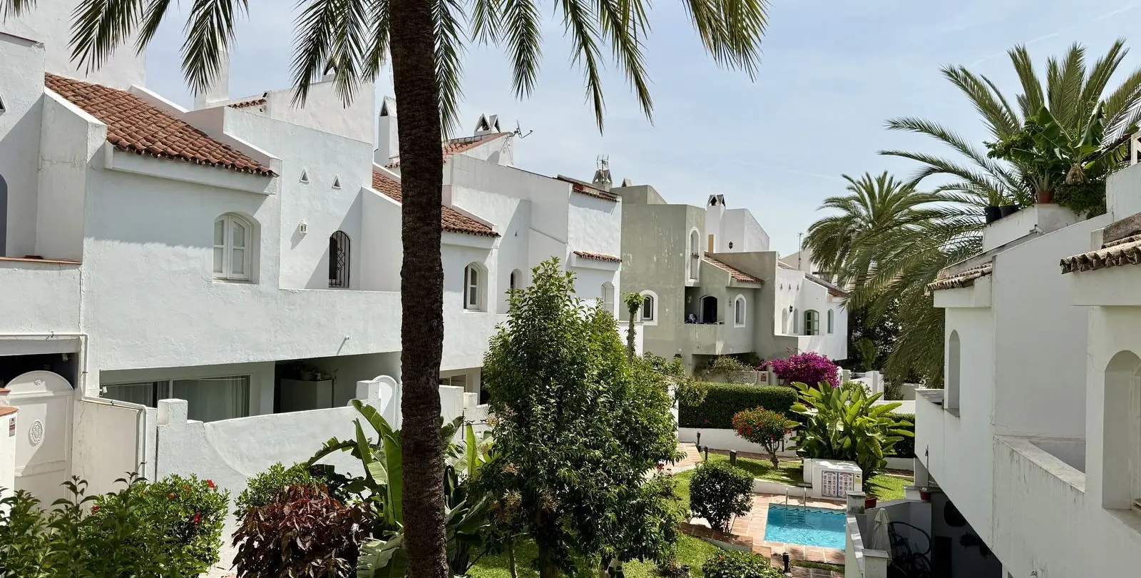 Venta de adosado en Nueva Andalucía 1
