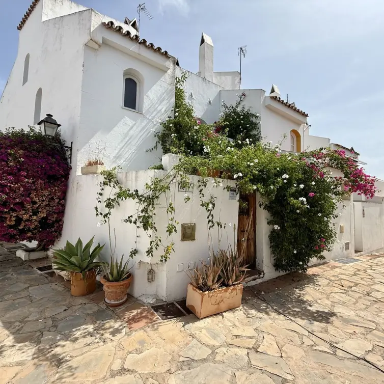 Продажа таунхауса в Nueva Andalucía
