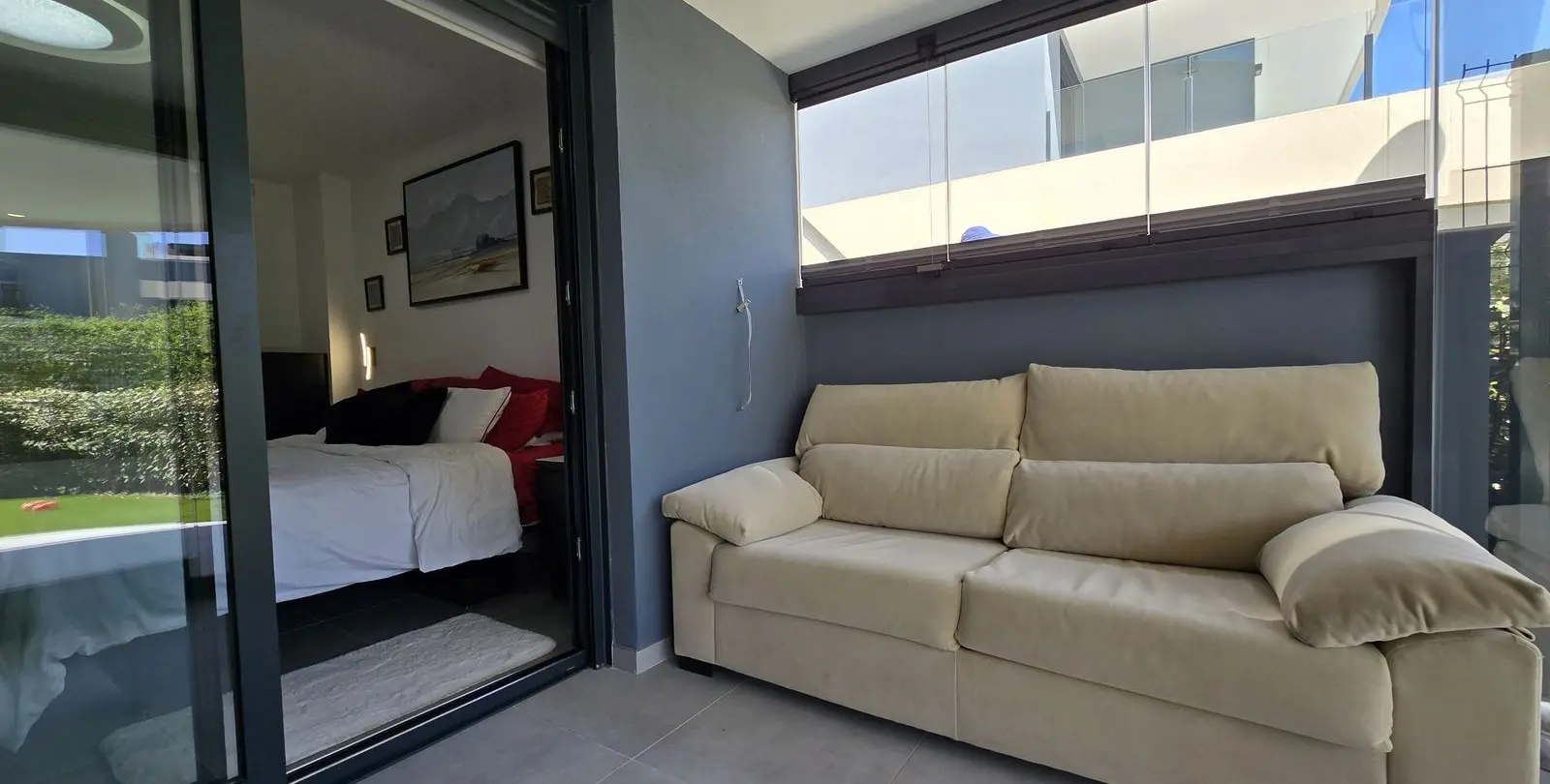 Sale of ground floor apartment in New Golden Mile 21