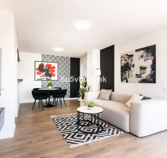 Sale of penthouse in El Paraiso