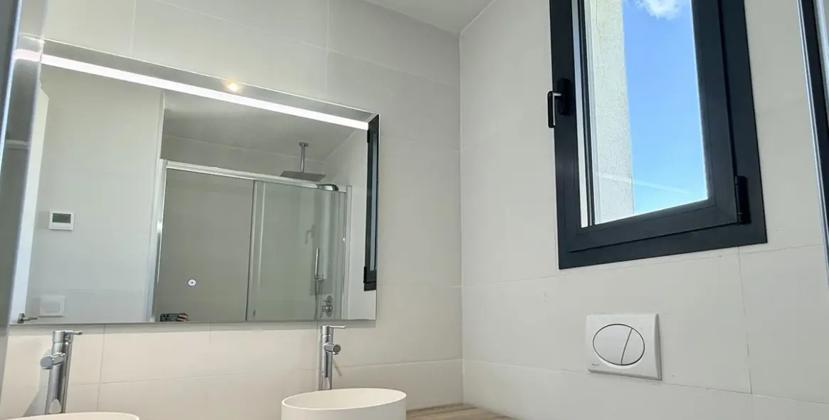 Venta de apartamento en planta baja en Fuengirola 9