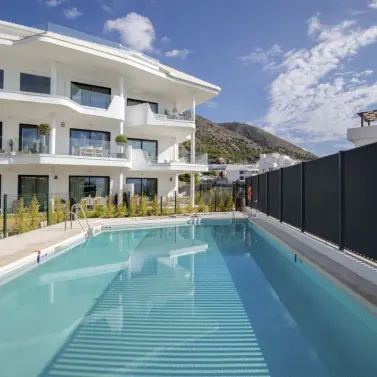 Продажа апартаментов на среднем этаже в Fuengirola