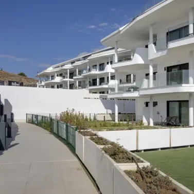 Продажа апартаментов на среднем этаже в Fuengirola