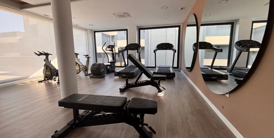 Sale of ground floor apartment in Estepona 13