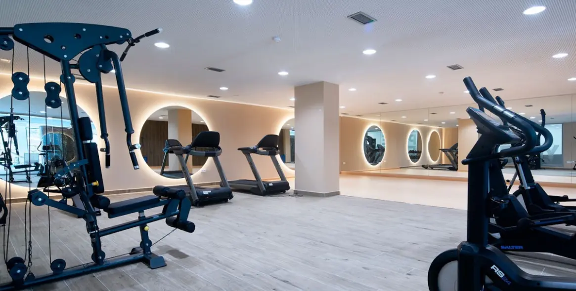 Sale of ground floor apartment in Estepona 18