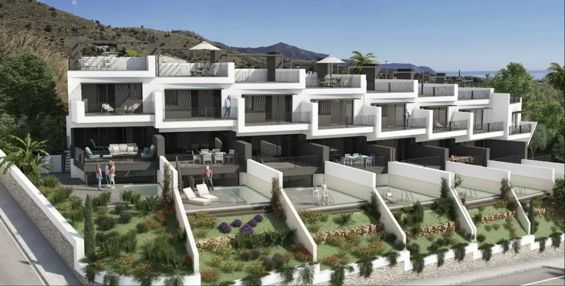 Sale of townhouse in Nerja 1