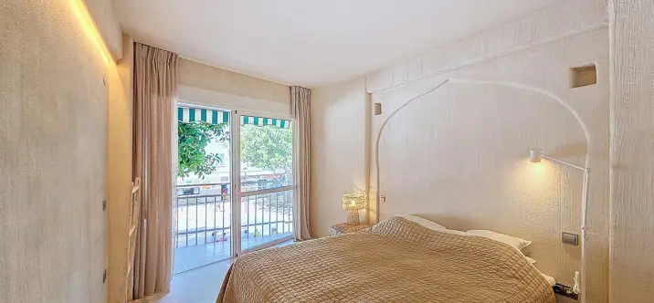 Продажа апартаментов на среднем этаже в Estepona 3