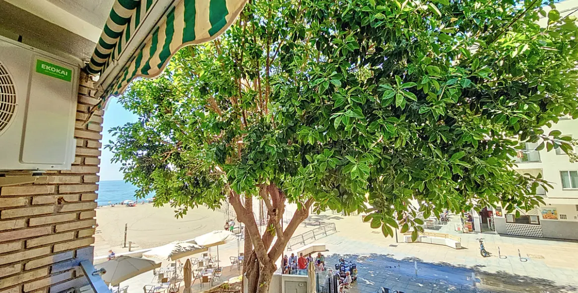 Продажа апартаментов на среднем этаже в Estepona 5