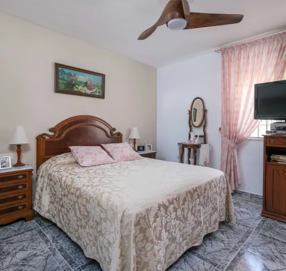 Sale of detached villa in El Coto