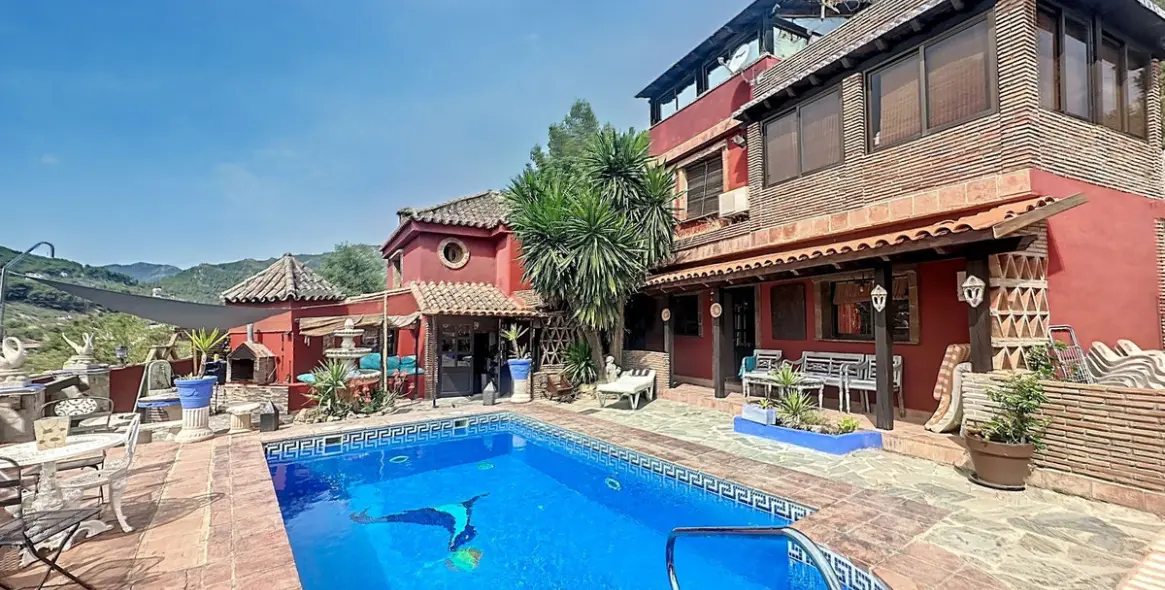 Sale of finca - cortijo in Monda 5