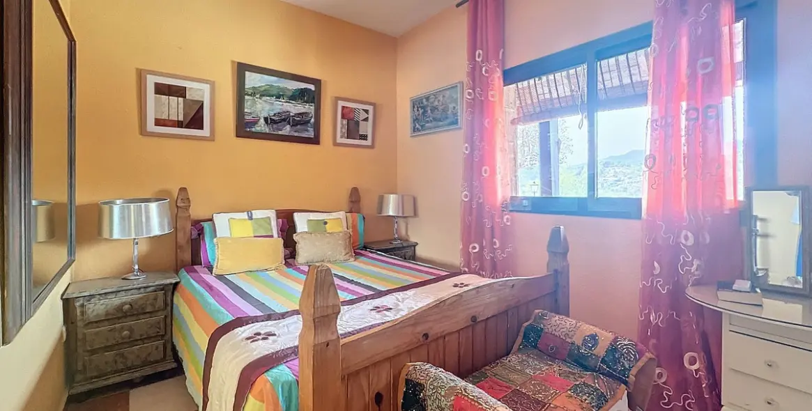 Sale of finca - cortijo in Monda 33