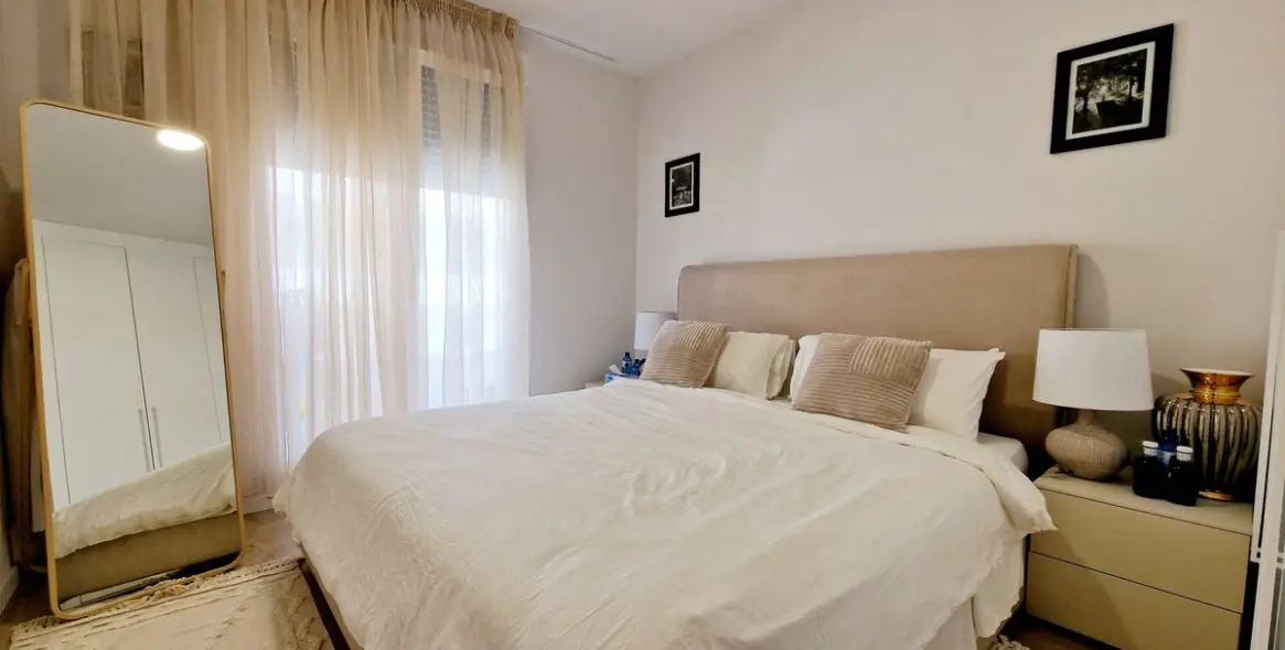 Venta de apartamento en planta media en Nueva Andalucía 20