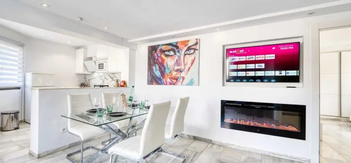 Sale of penthouse duplex in Elviria 1