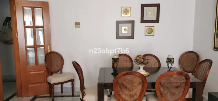 Sale of middle floor apartment in Aloha 2